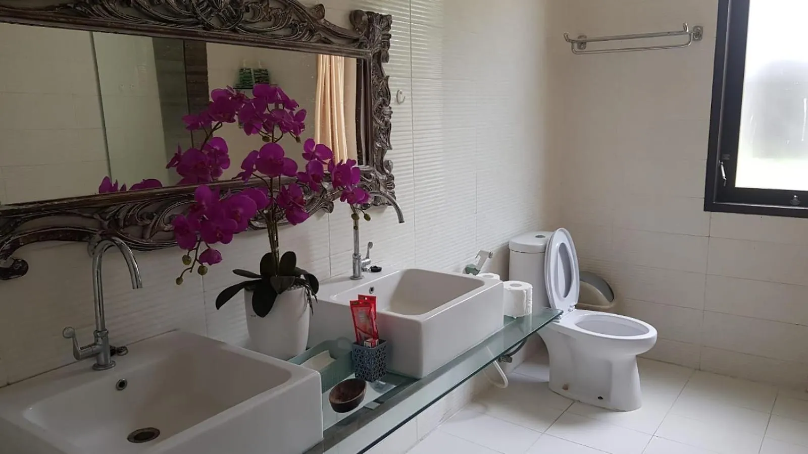 Hotel Kubu Nesa Jimbaran Pensjonat